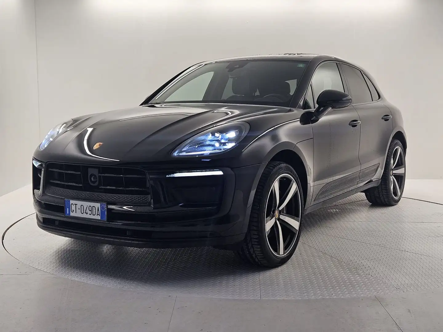 Porsche Macan 2.0 cerchi da 21 tetto cruise adattivo sospensioni Schwarz - 1