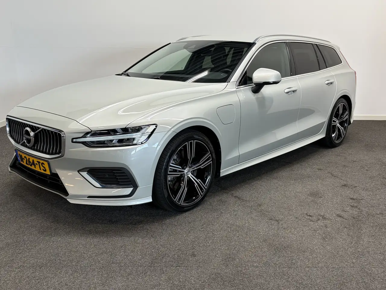 Volvo V60 2.0 T6 342pk AUT8 Hybr AWD Inscription Trekhaak 20, миниатюра 13