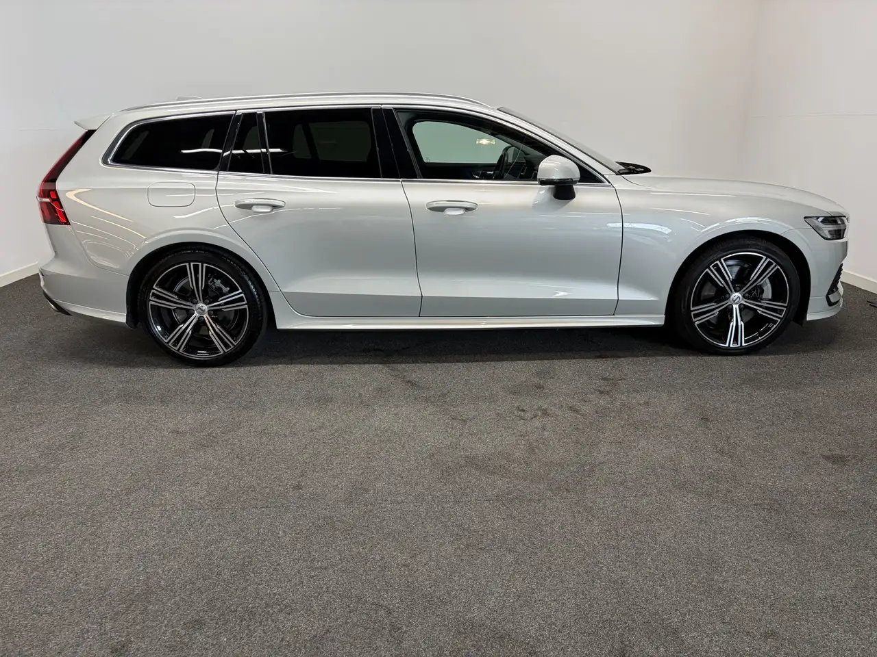 Volvo V60 2.0 T6 342pk AUT8 Hybr AWD Inscription Trekhaak 20, миниатюра 9