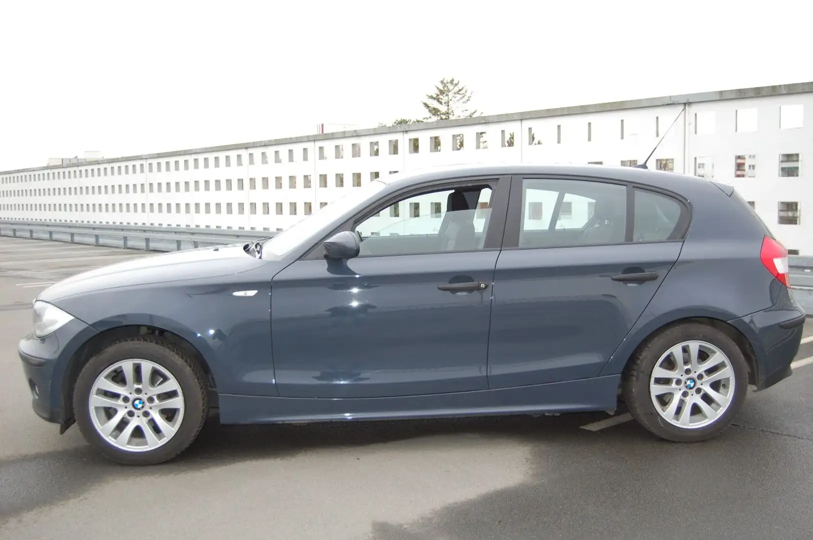 BMW 116 i Klima 1 Hand 85 tkm,Allwetter - 1