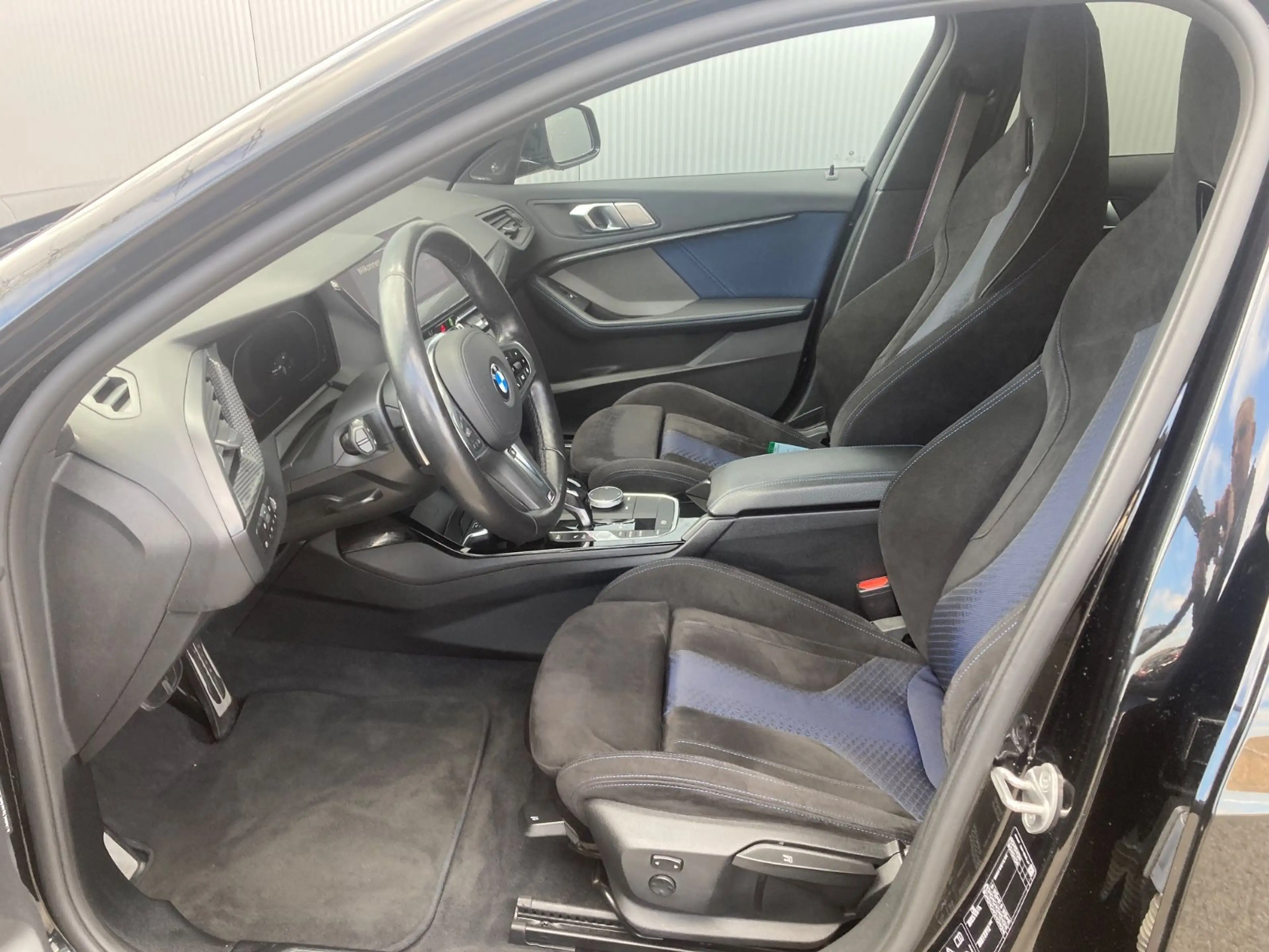 BMW 135 i xDrive*M Sportsitze*Head Up*Harman/Kardon — photo 13