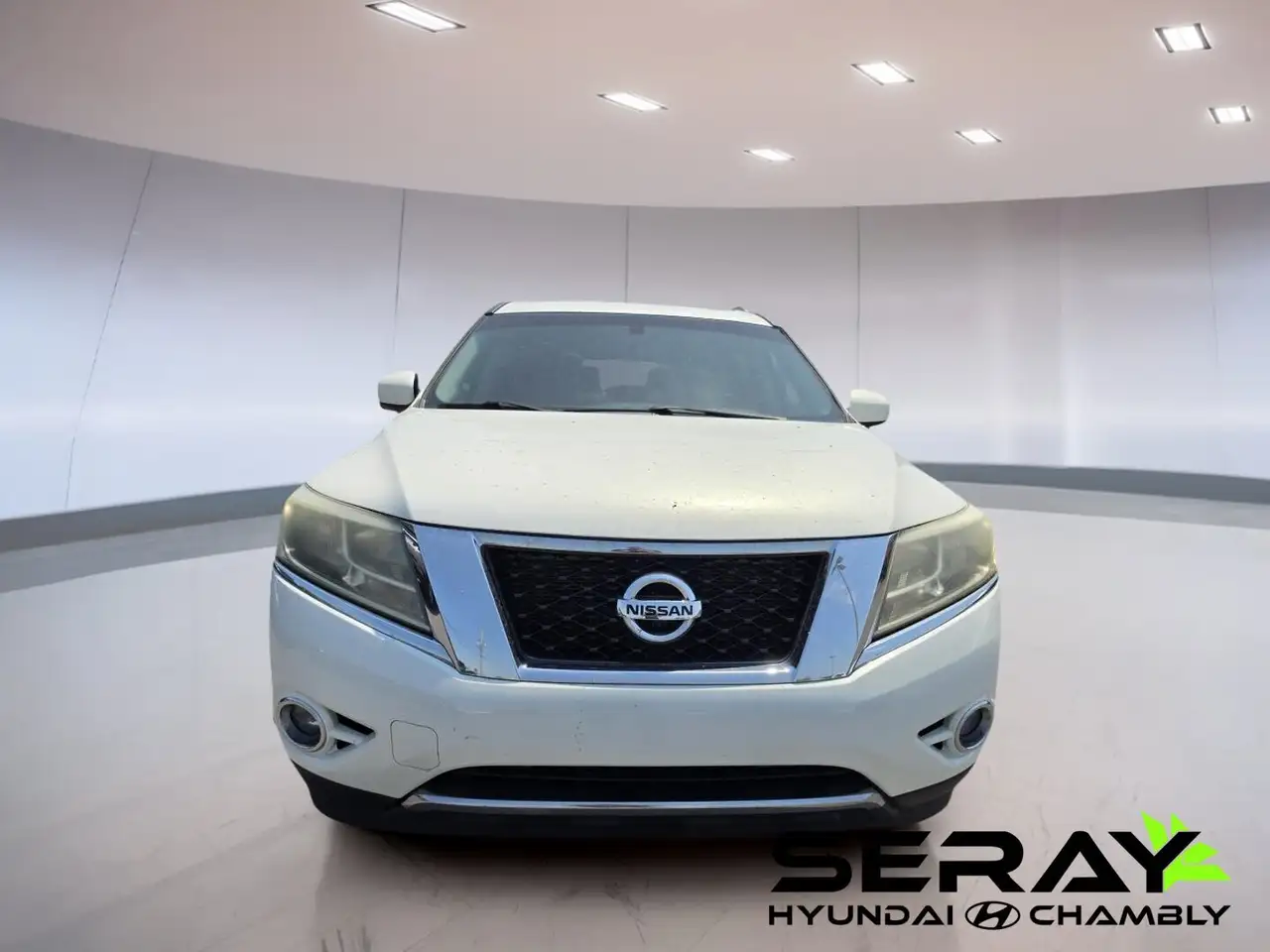 Nissan Pathfinder снимка Nissan Pathfinder