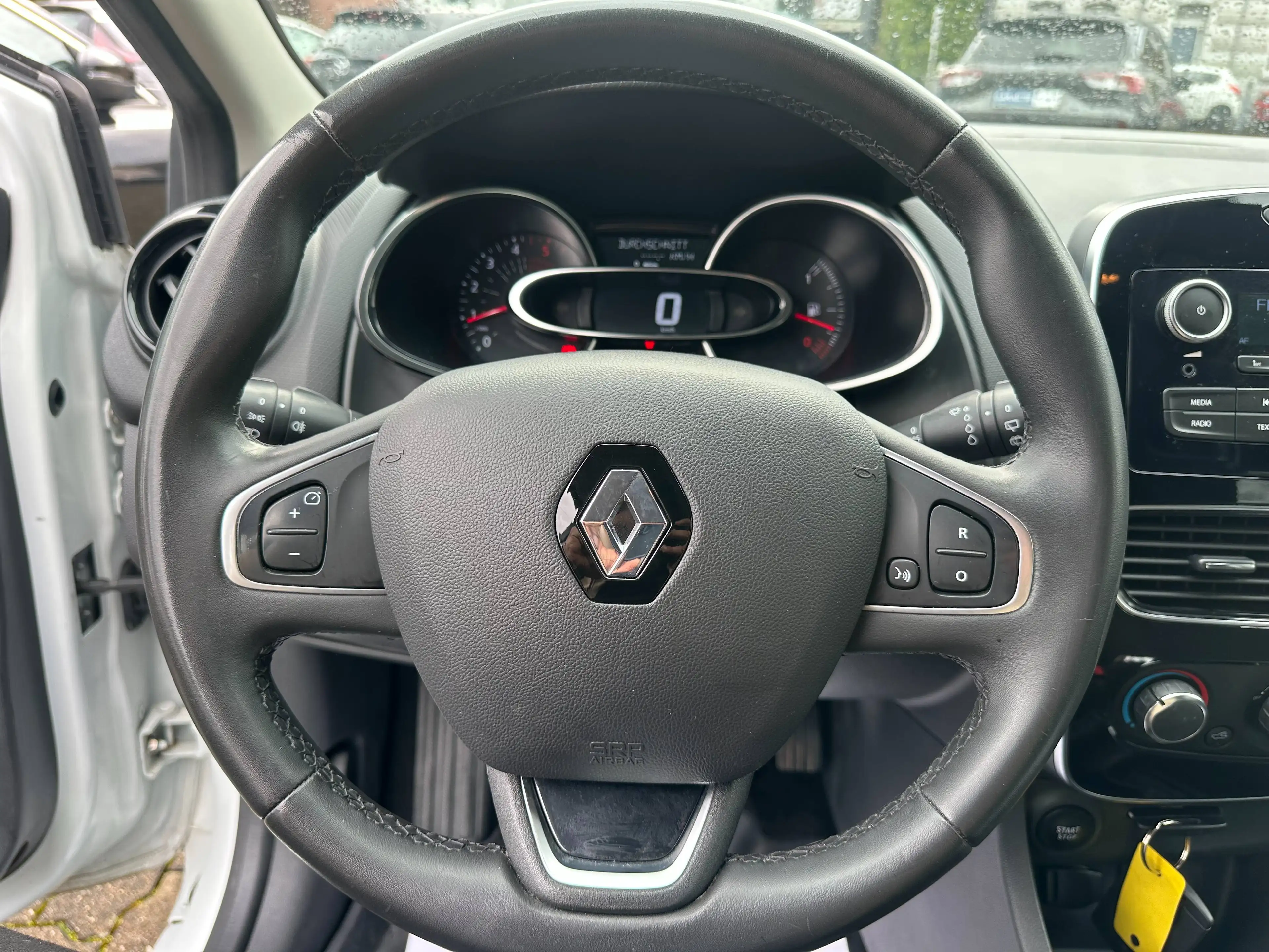 Renault Clio 1.5 dCi St&St+1HAND+KLIMA+PDC+SHZ+TEMP+TÜV:NEU — photo 11