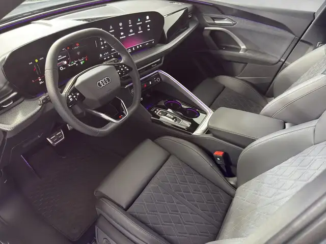 Audi Q5 view 6