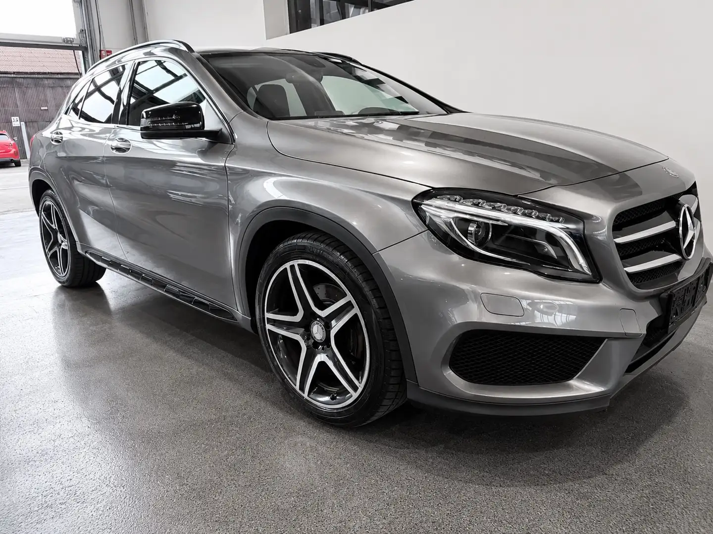Mercedes-Benz GLA 220 AMG Line CDI 4MATIC Aut. - 1