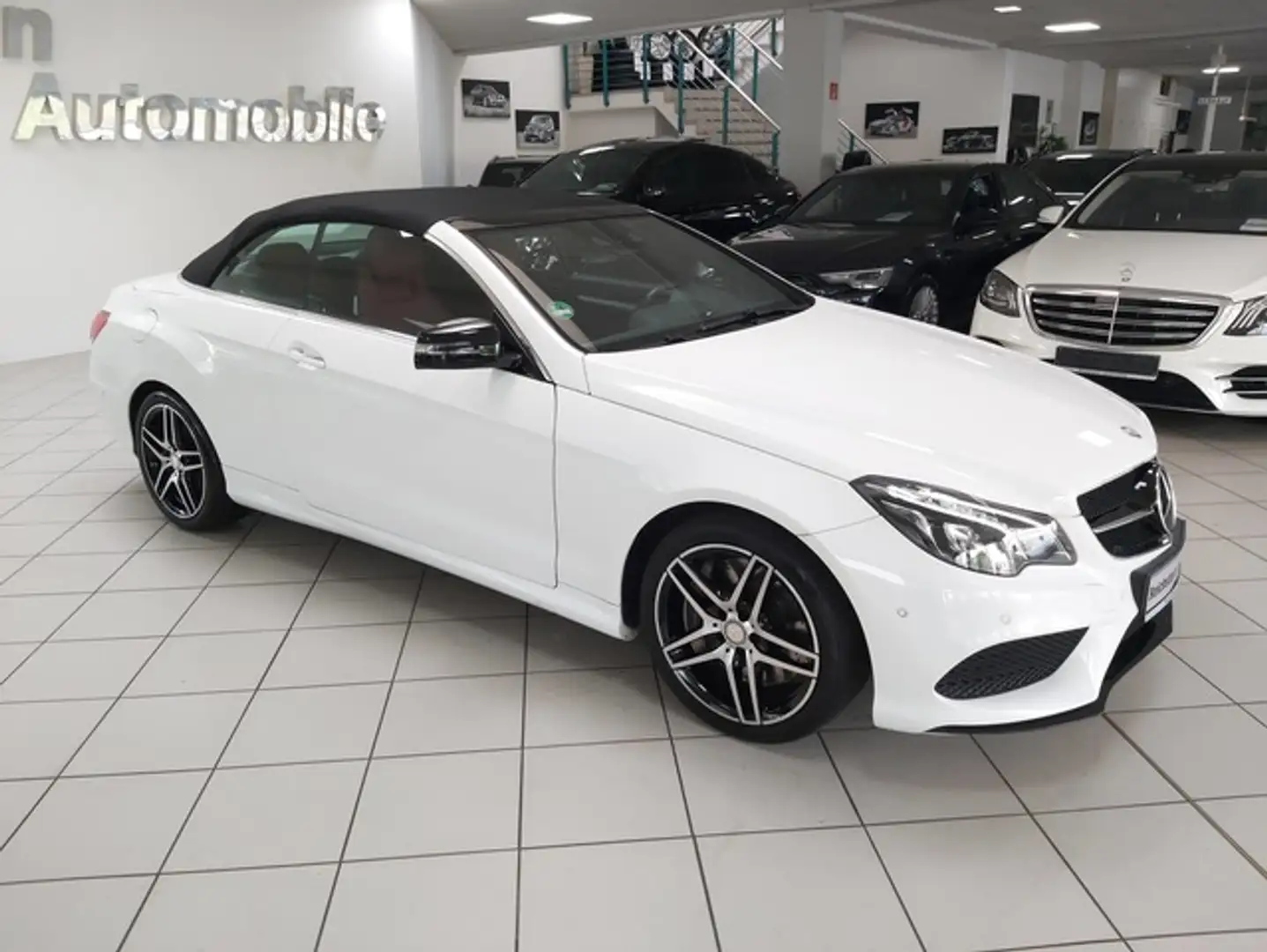 Mercedes-Benz E 500 Cabrio AMG-STY NIGHT H/K MEMORY DISTR White - 2