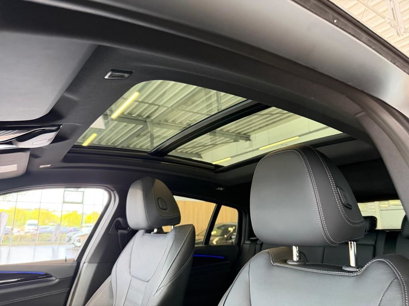 BMW X4 M Sport — photo 10