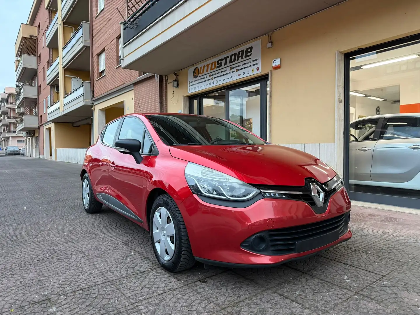 Renault Clio Clio 5p 1.5 dci EcoBusiness s Rouge - 2