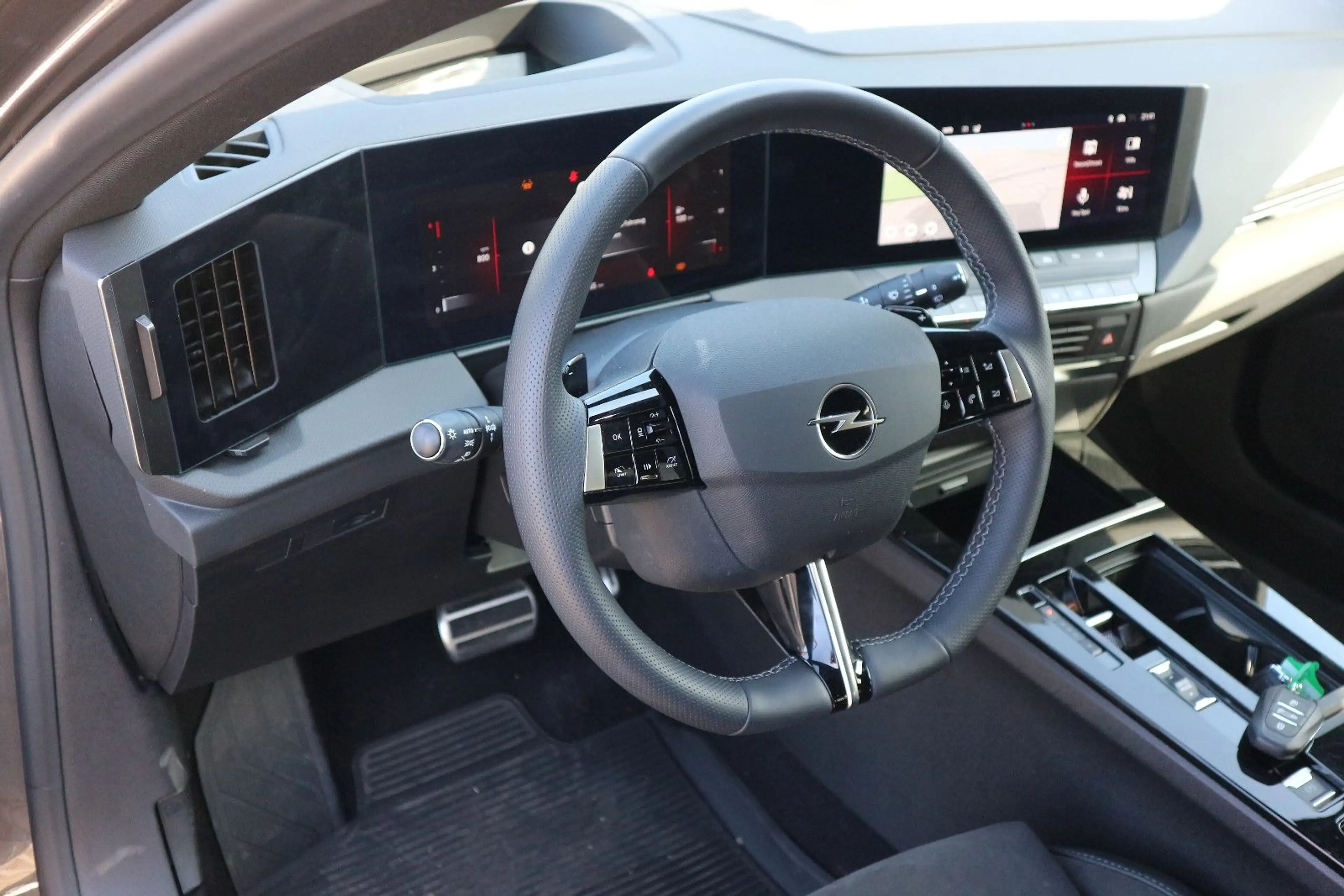 Opel Astra L Sports Tourer GS 1.5 Automatik AHK LED — photo 12
