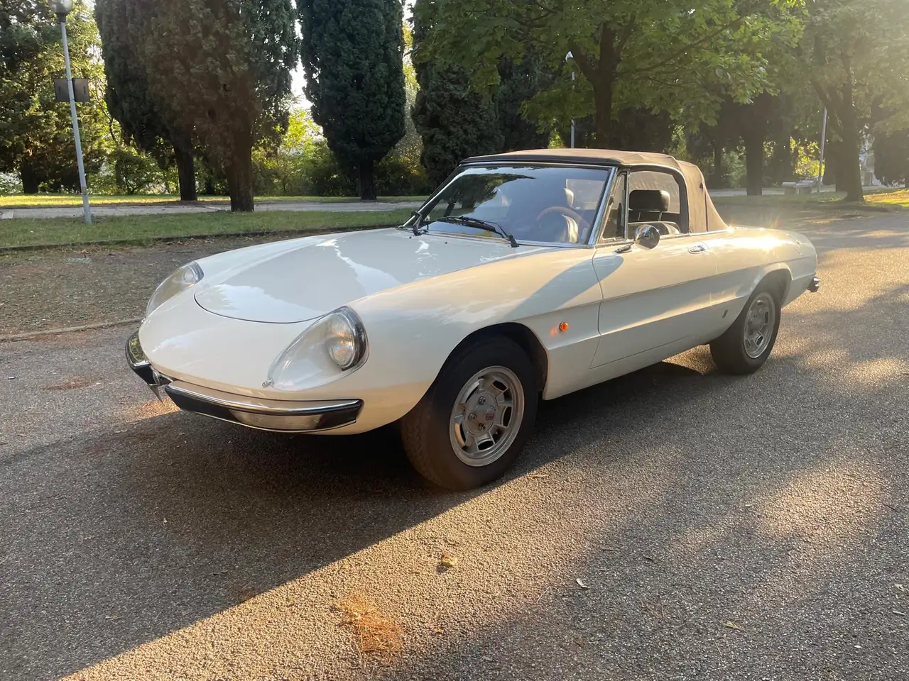 Alfa Romeo Spider 2.0 Veloce 131cv, foto 1