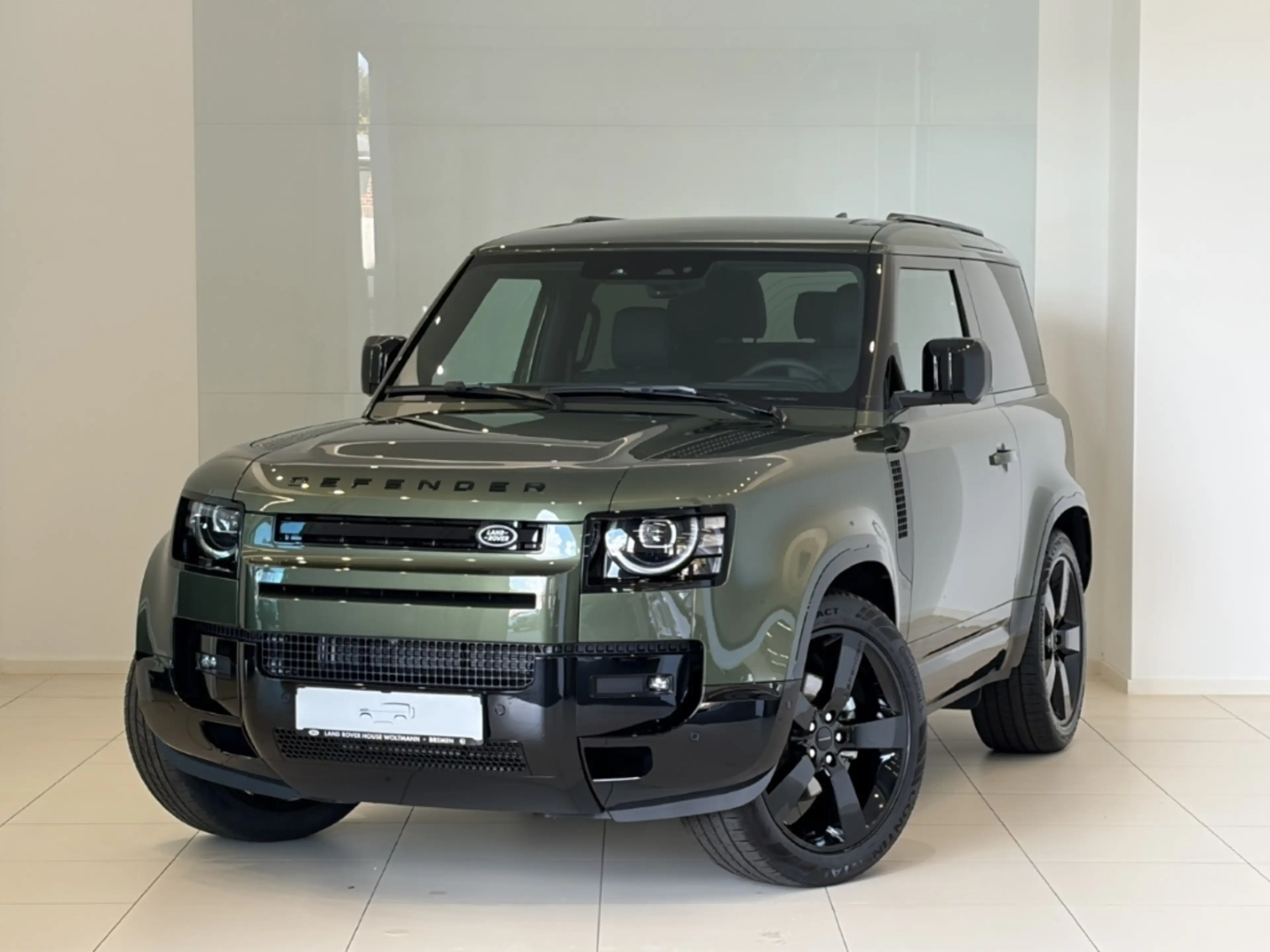 Land Rover Defender 90 D250 X-Dynamic SE HUD Luftfederung