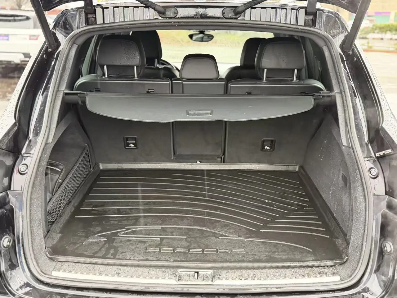 Porsche Cayenne снимка Porsche Cayenne