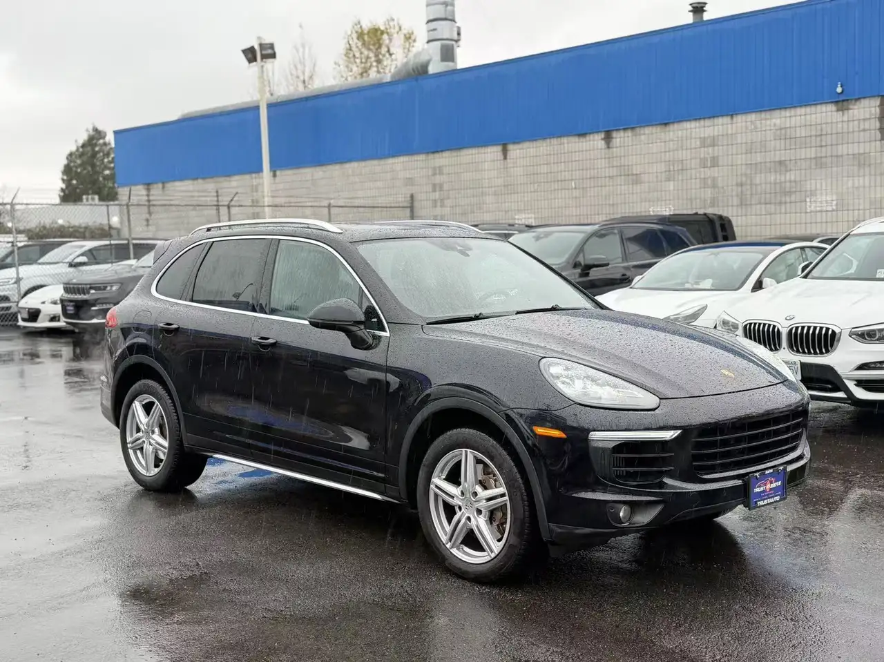 Porsche Cayenne снимка Porsche Cayenne