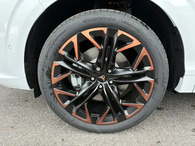 CUPRA Terramar 2.0 TSI 204 PS DSG 4Drive Ansicht 6