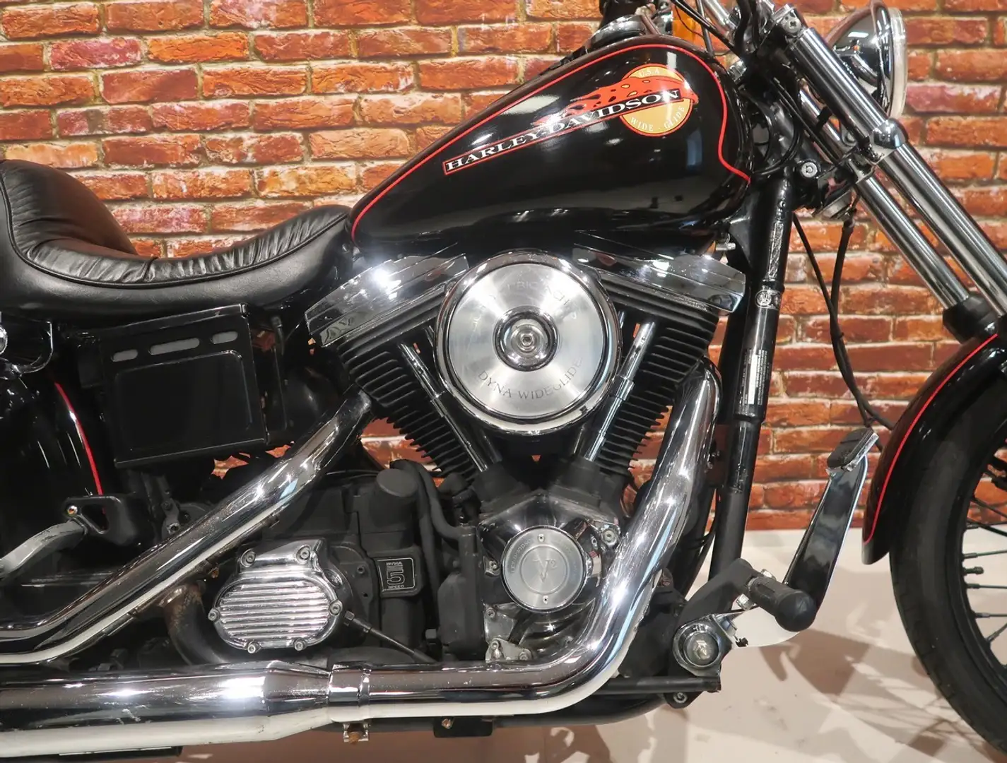 Harley-Davidson Dyna Wide Glide FXDWG 1340 Černá - 2