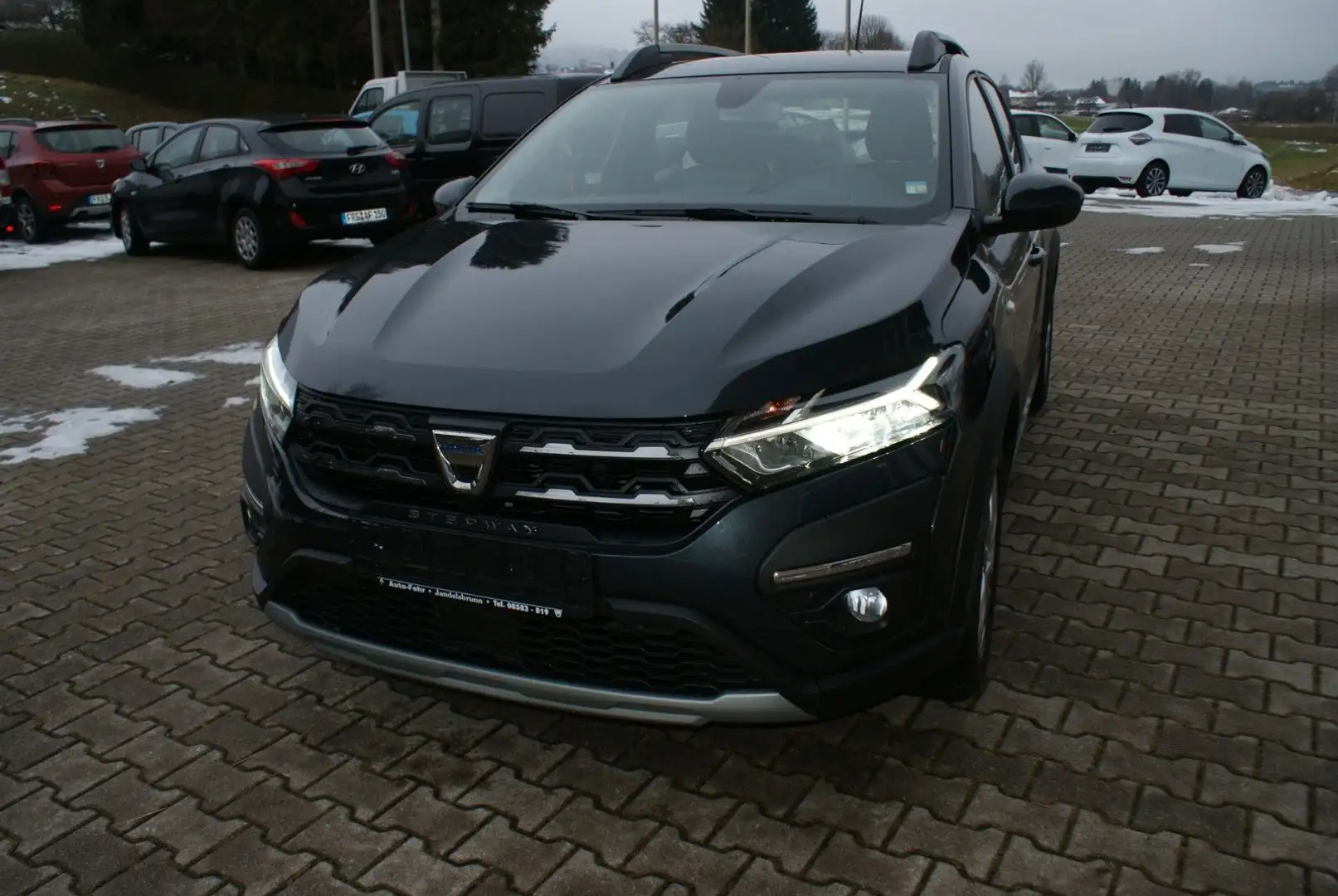 Dacia Sandero III Stepway Comfort Grau - 1
