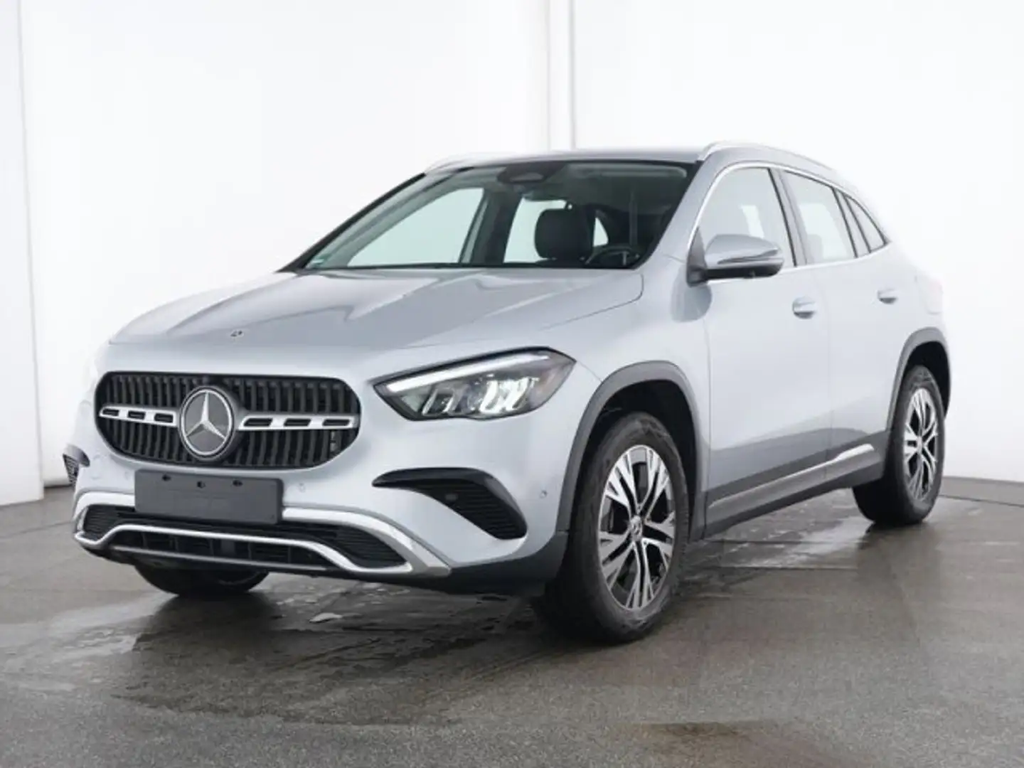 Mercedes-Benz GLA 200 GLA 200 Edition Progressive Distronic 360° Totw. Zilver - 1