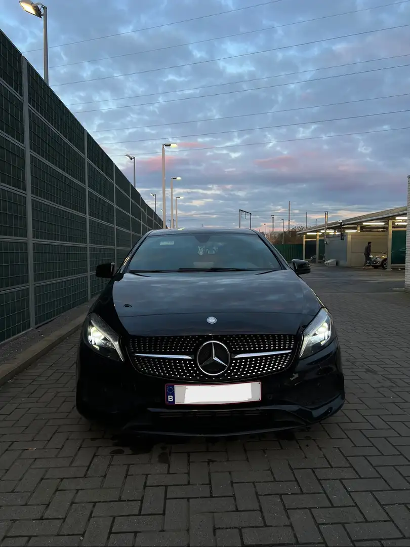 Mercedes-Benz A 180 Diesel Automaat AMG pakket Noir - 2