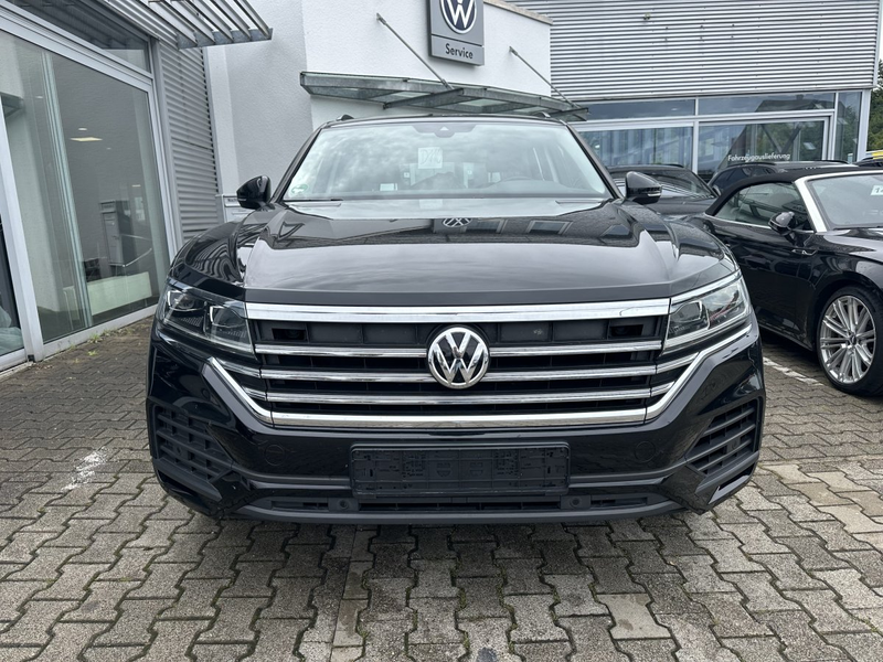 Volkswagen Touareg 3.0TDI 4-MOTION*LED*PANORAMA*STANDH.*18-ZOLL — photo 3