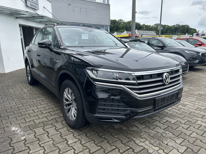 Volkswagen Touareg 3.0TDI 4-MOTION*LED*PANORAMA*STANDH.*18-ZOLL — photo 4