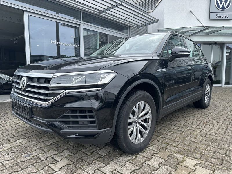 Volkswagen Touareg 3.0TDI 4-MOTION*LED*PANORAMA*STANDH.*18-ZOLL — photo 2