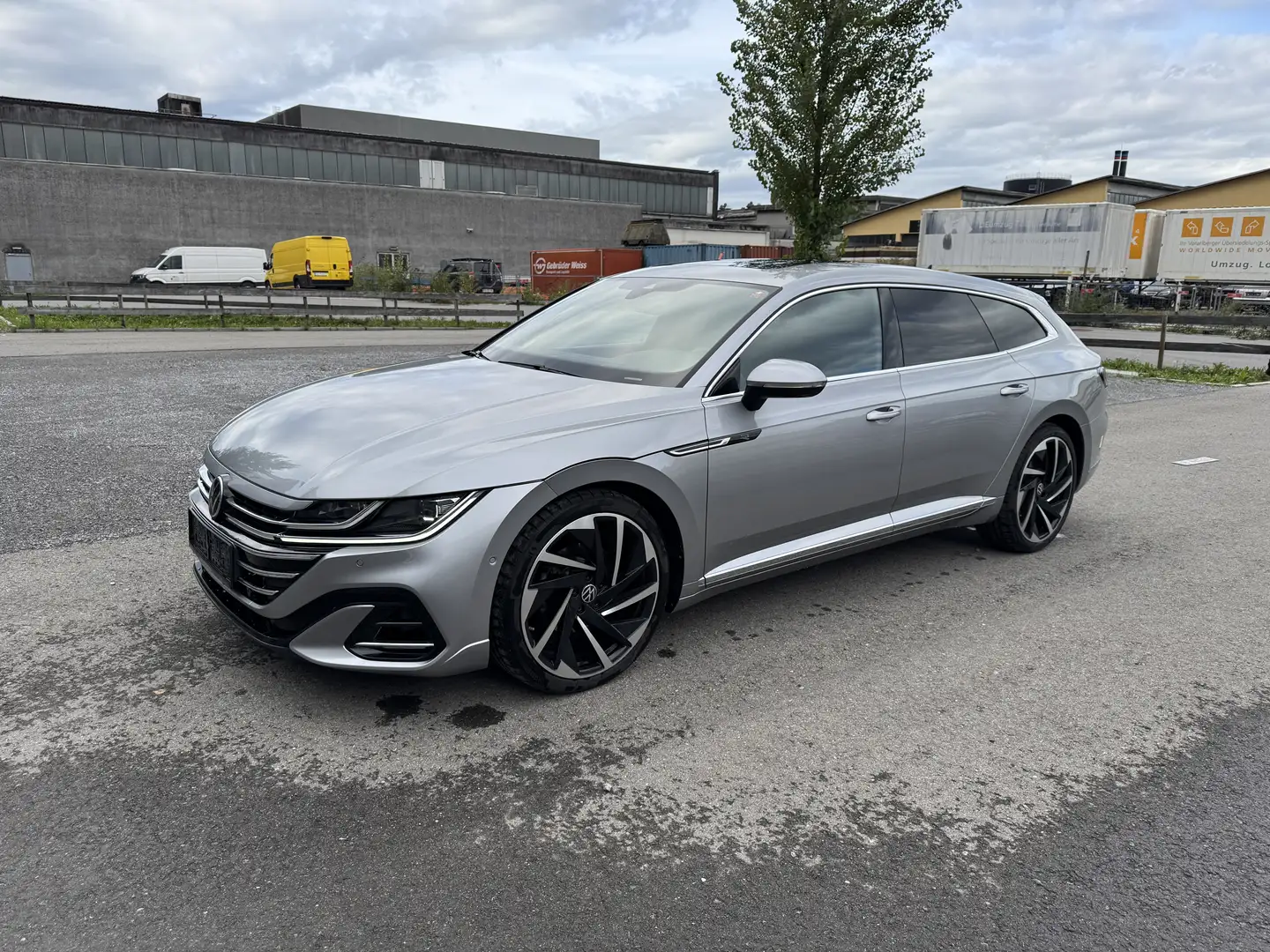 Volkswagen Arteon SB R-Line 2,0 TDI 4Motion DSG Silber - 1