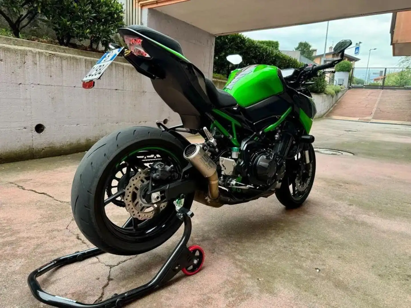Kawasaki Z 900 Verde - 2