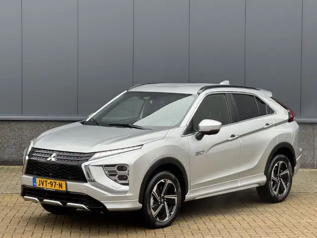 Mitsubishi Eclipse Cross 2.4 PHEV Intense+