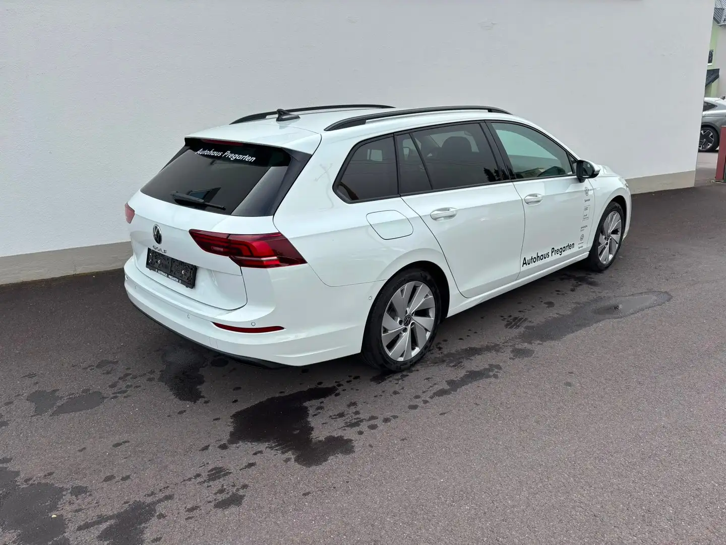 Volkswagen Golf Variant Business TSI Weiß - 2