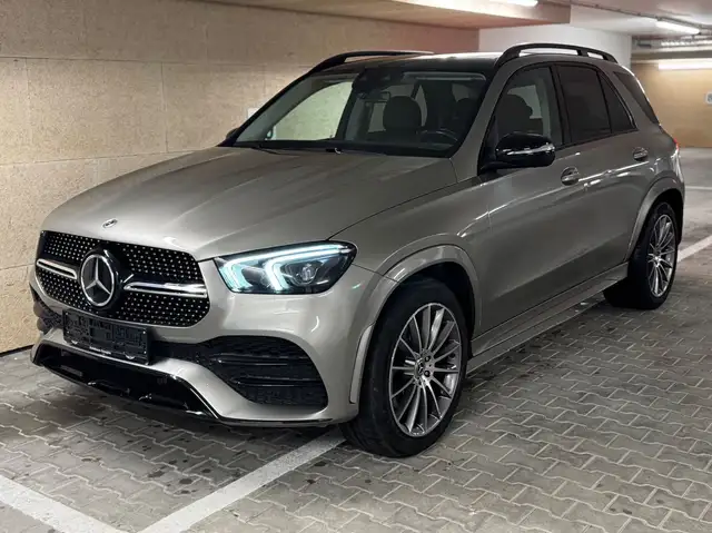 Mercedes-Benz GLE 400 d 4M AMG PANO MEM BUR 360° AHK DIST 7sitz