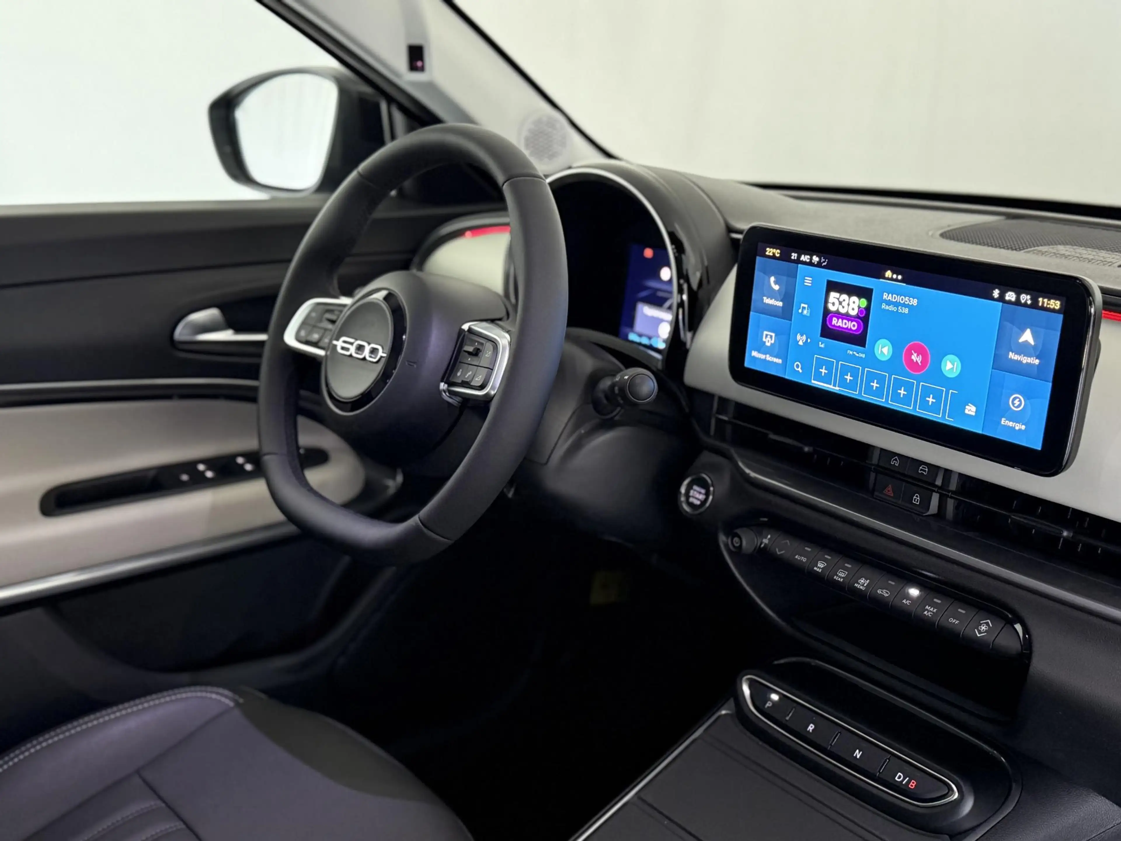 Fiat 600e La Prima 54 kWh | Apple-Android | Stoelmassage | W — photo 3