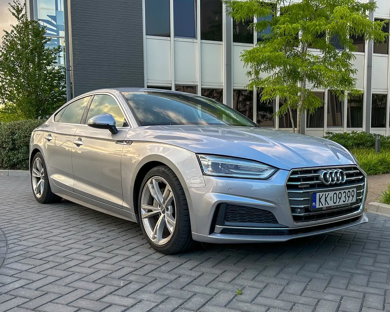 Audi A5 A5 Sportback 40 TDI quattro S tronic Silber - 2