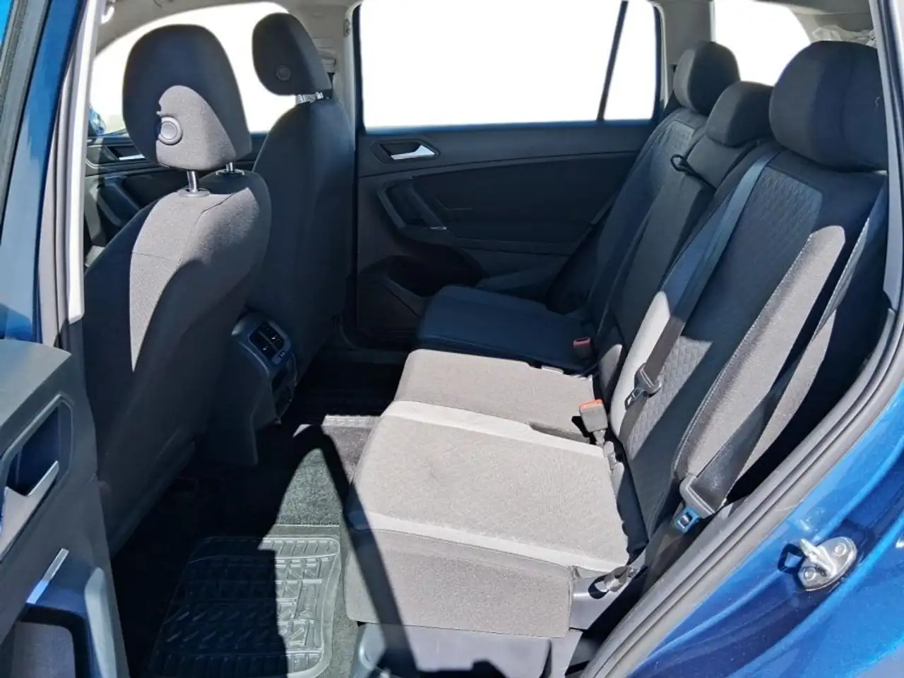 Volkswagen Tiguan снимка Volkswagen Tiguan
