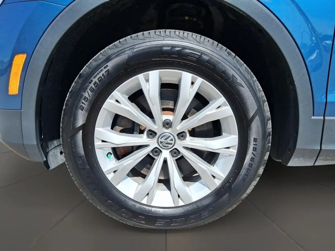 Volkswagen Tiguan снимка Volkswagen Tiguan
