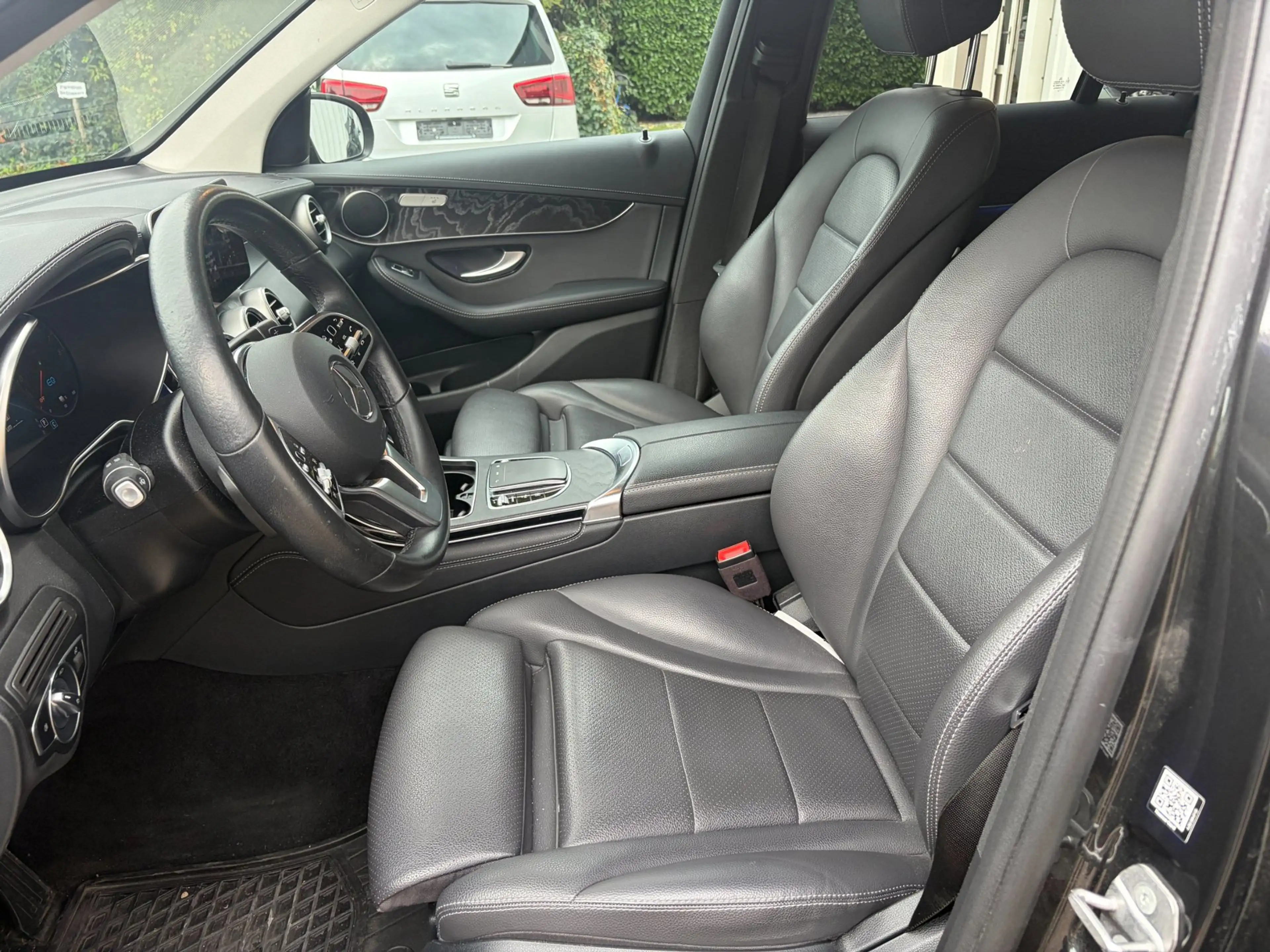 Mercedes-Benz GLC 300 300e 4MATIC Led sfeer Amg Velgen — photo 10