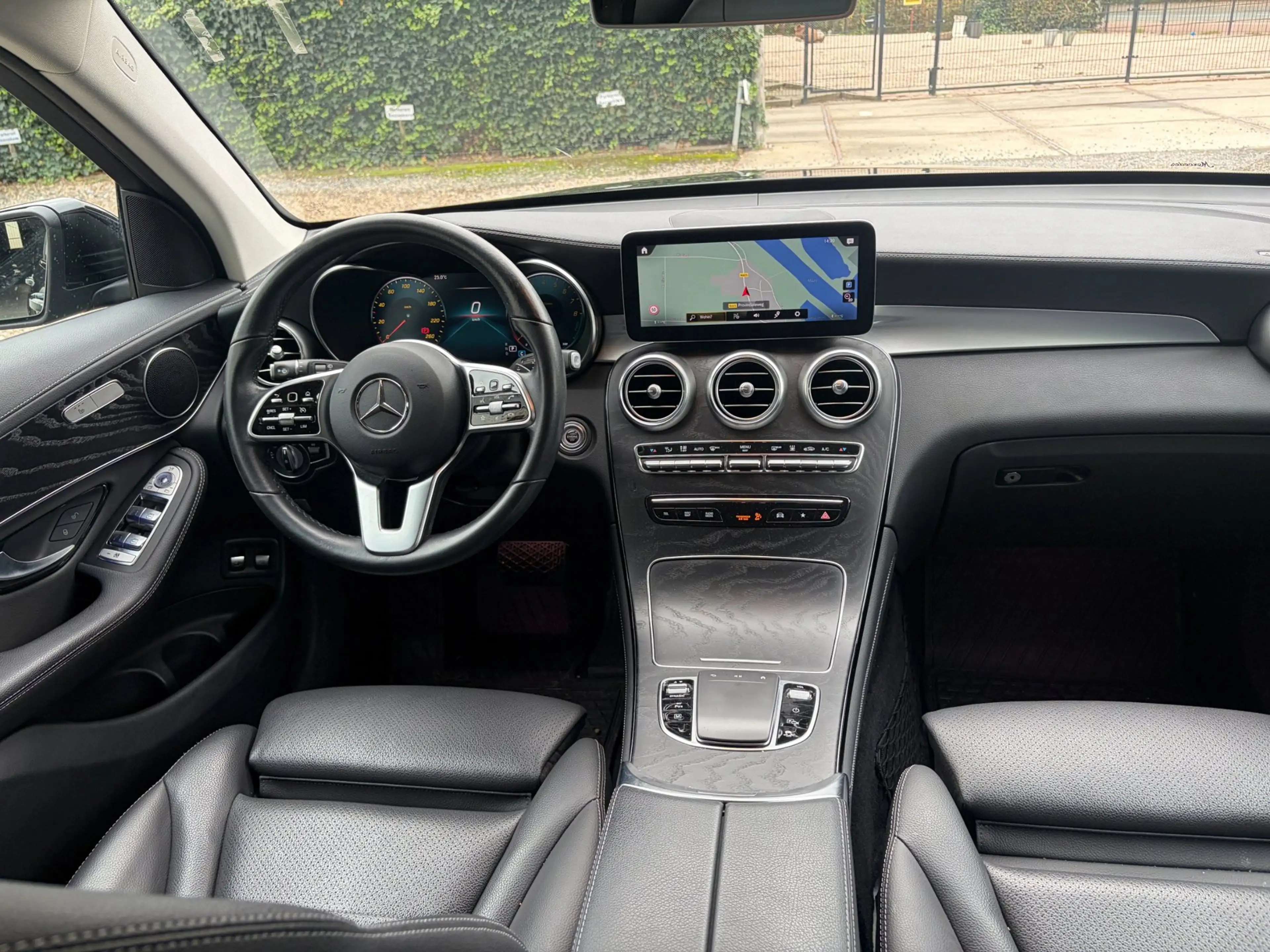 Mercedes-Benz GLC 300 300e 4MATIC Led sfeer Amg Velgen — photo 18