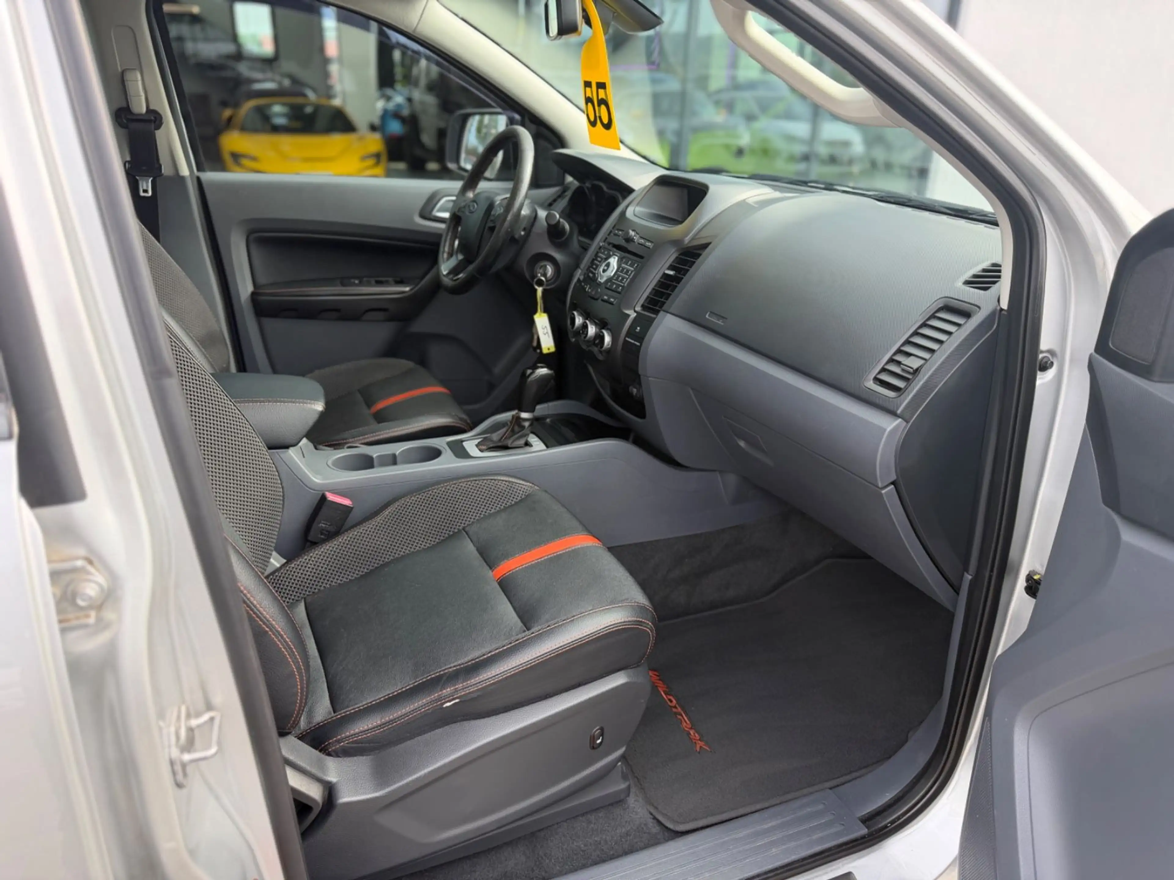 Ford Ranger Wildtrak 3.2 TDCi Aut 4x4 AHK PDC 2. Hand — photo 14