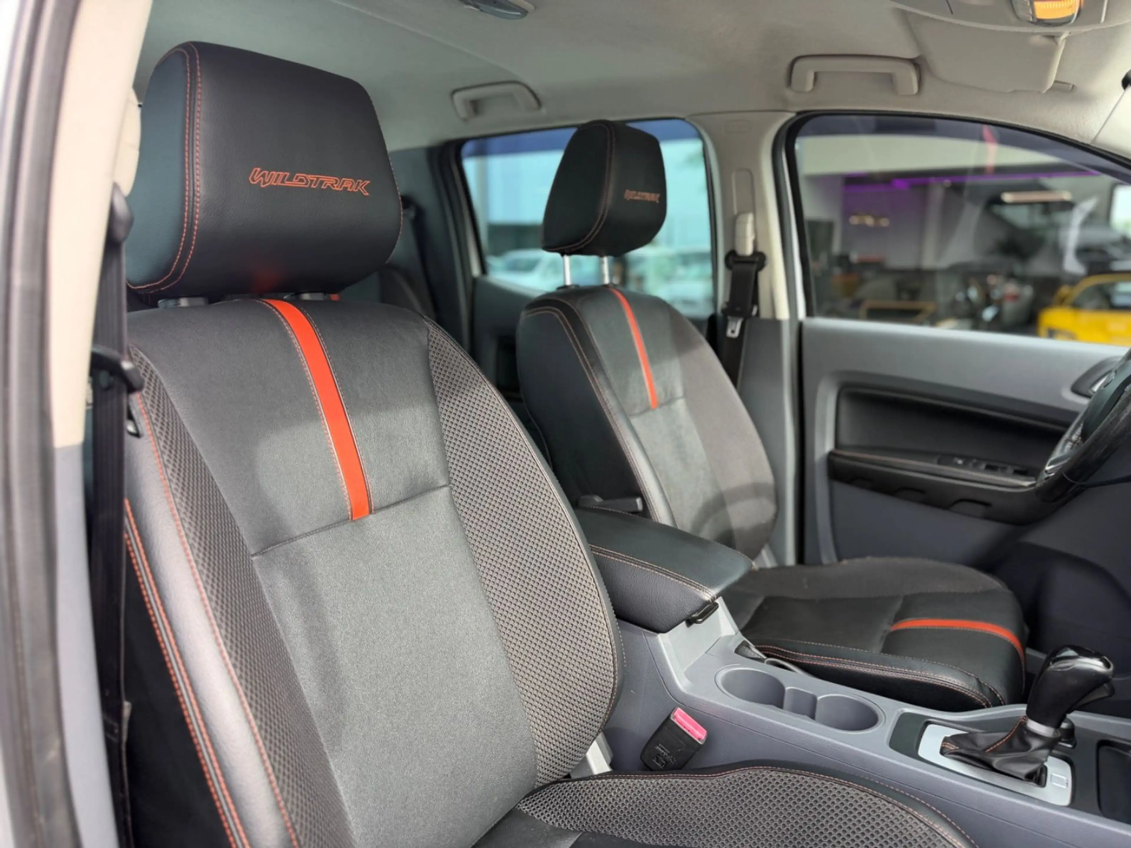 Ford Ranger Wildtrak 3.2 TDCi Aut 4x4 AHK PDC 2. Hand — photo 13