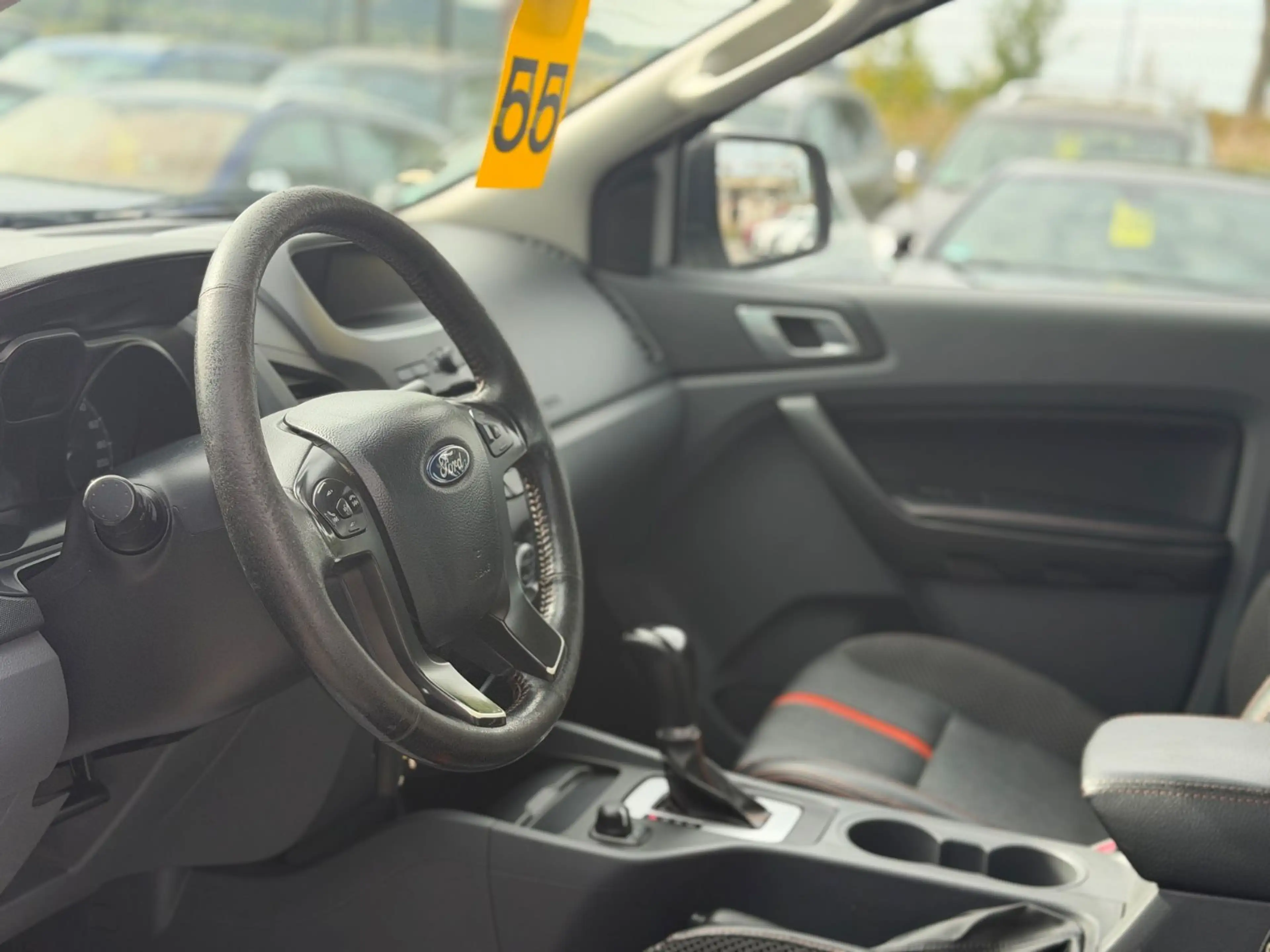 Ford Ranger Wildtrak 3.2 TDCi Aut 4x4 AHK PDC 2. Hand — photo 9