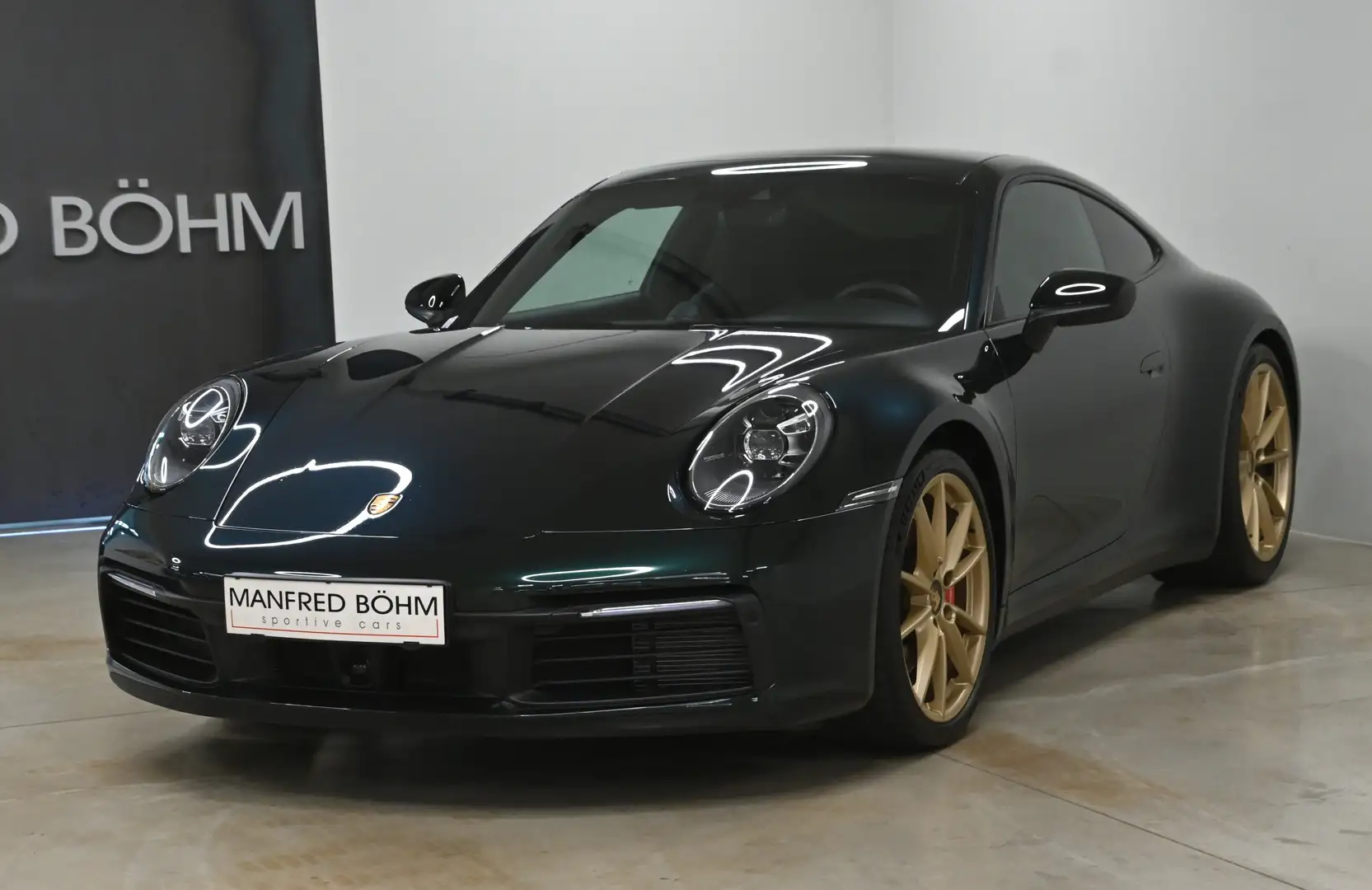 Porsche 992 911 Carrera 4S Coupe PDK Modell 992 Schwarz - 1