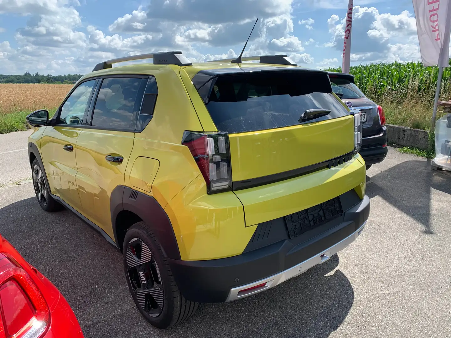Fiat Grande Panda Elektro La Prima 44 kWh 113PS Jaune - 2
