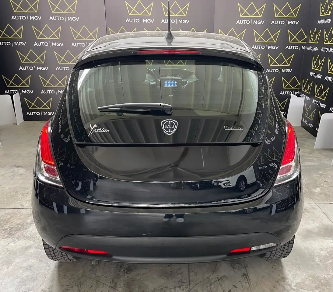 Lancia Ypsilon — photo 5 sur 15