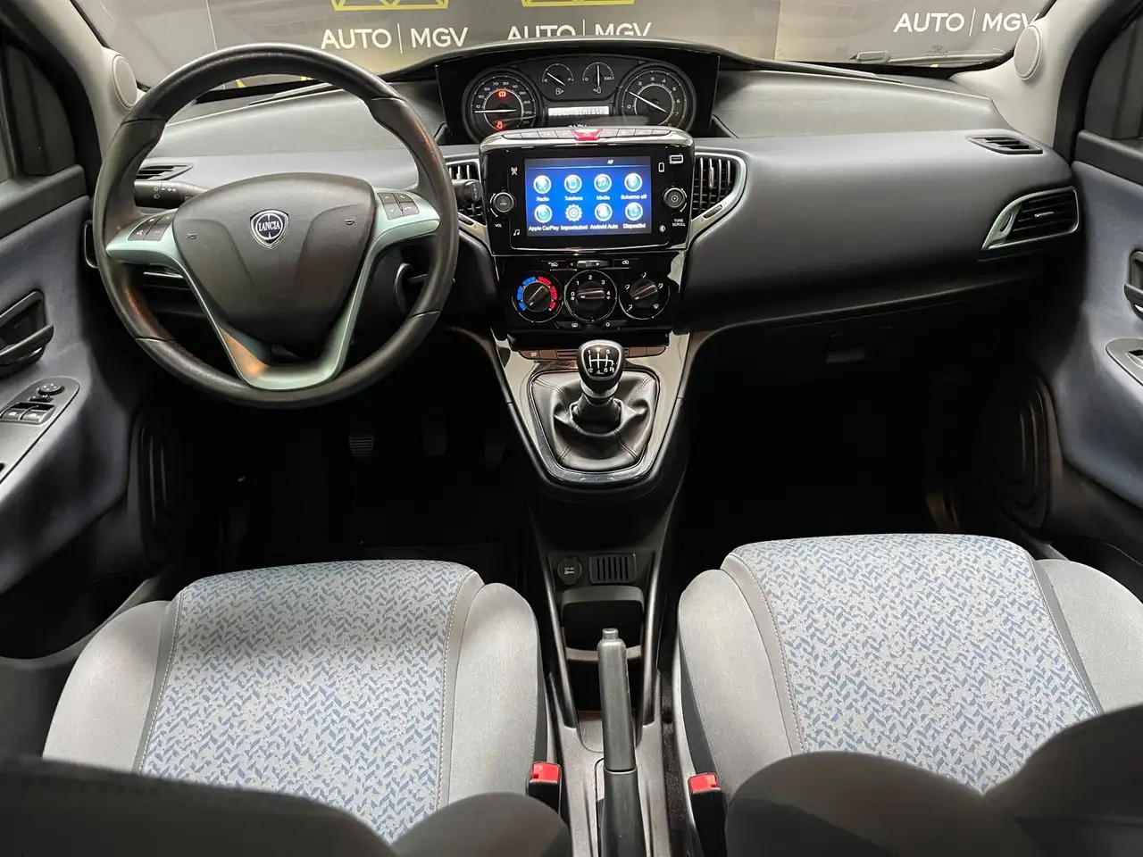 Lancia Ypsilon — photo 9 sur 15