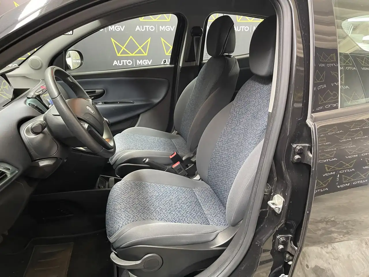 Lancia Ypsilon — photo 8 sur 15