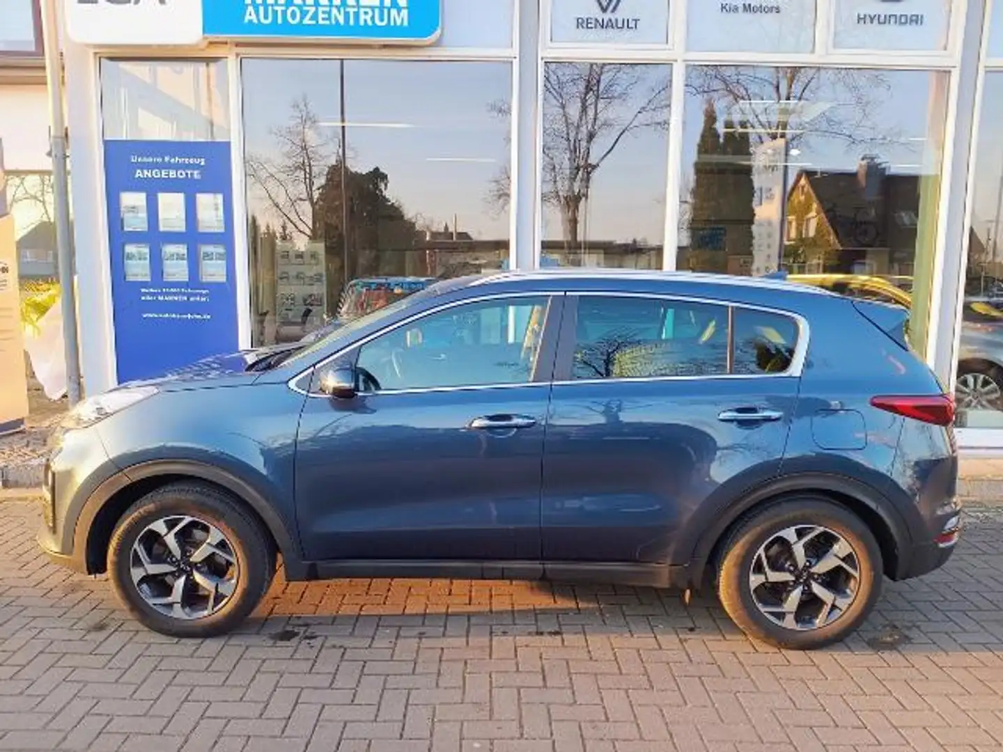 Kia Sportage 1.6 GDI Premium+ Leder Sitzheizung 1.Hand! Bleu - 2