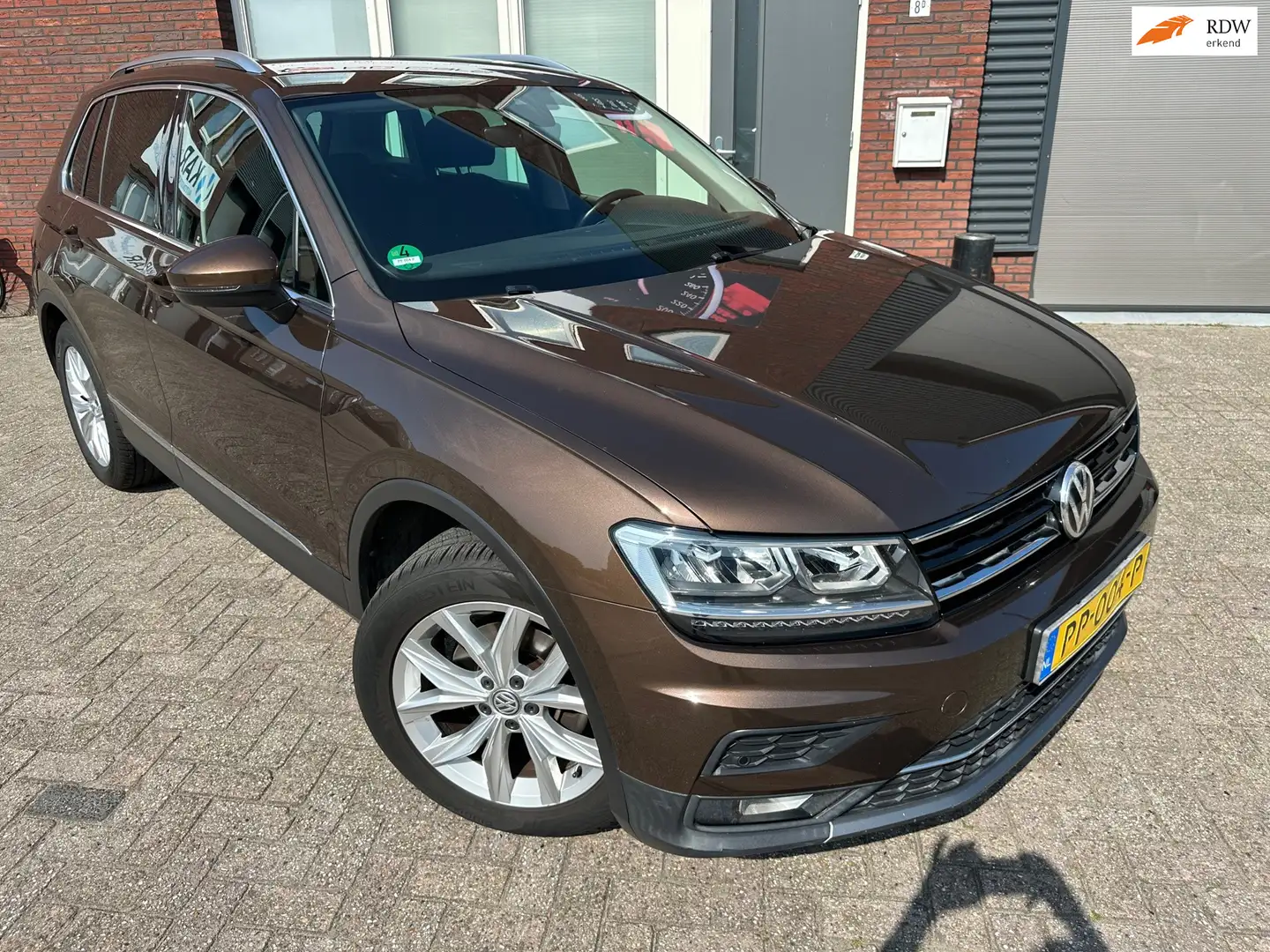 Volkswagen Tiguan 1.4 TSI ACT Highline / Virtual / Navi / PDC / Carp Braun - 1