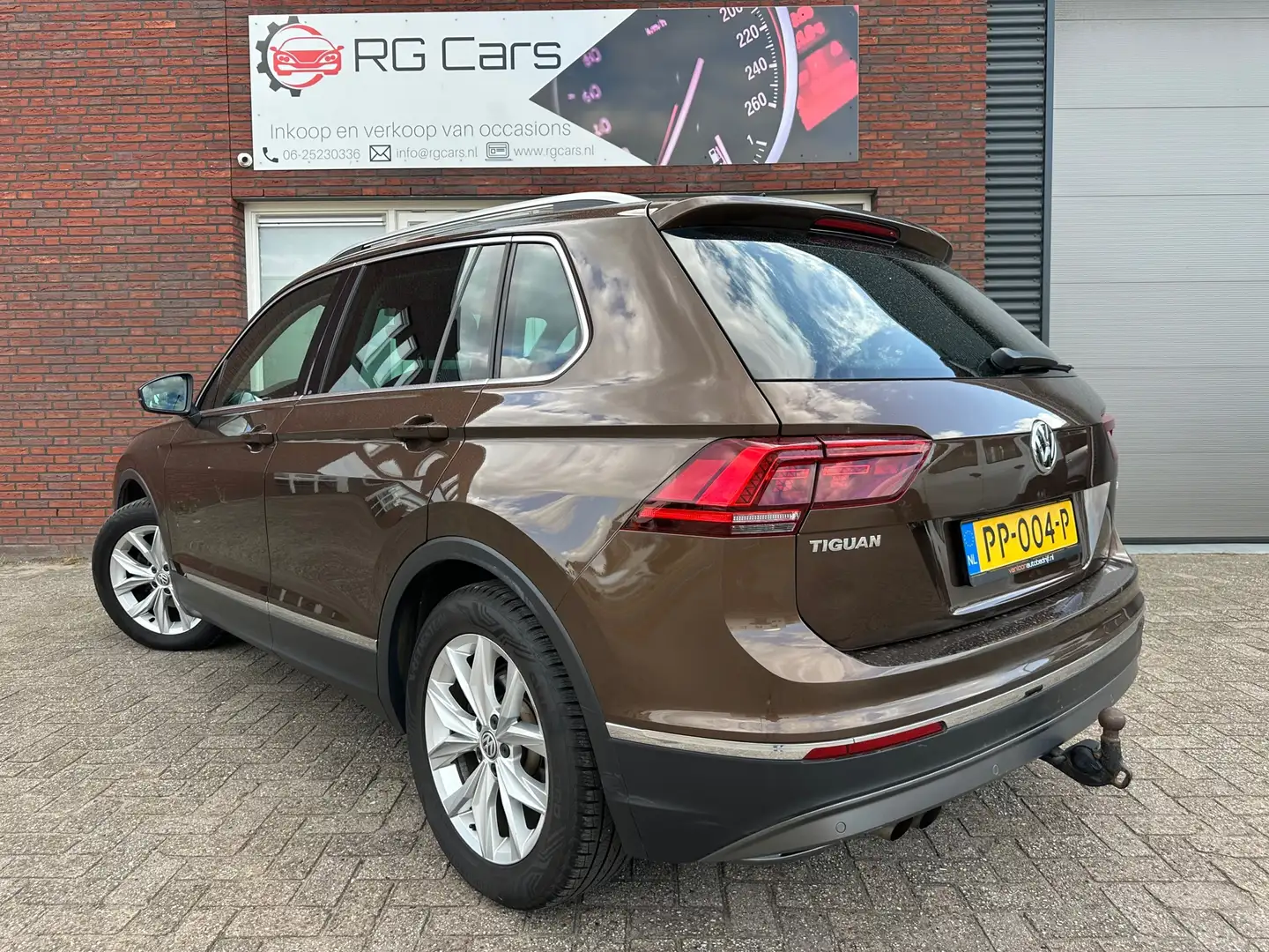Volkswagen Tiguan 1.4 TSI ACT Highline / Virtual / Navi / PDC / Carp Brown - 2