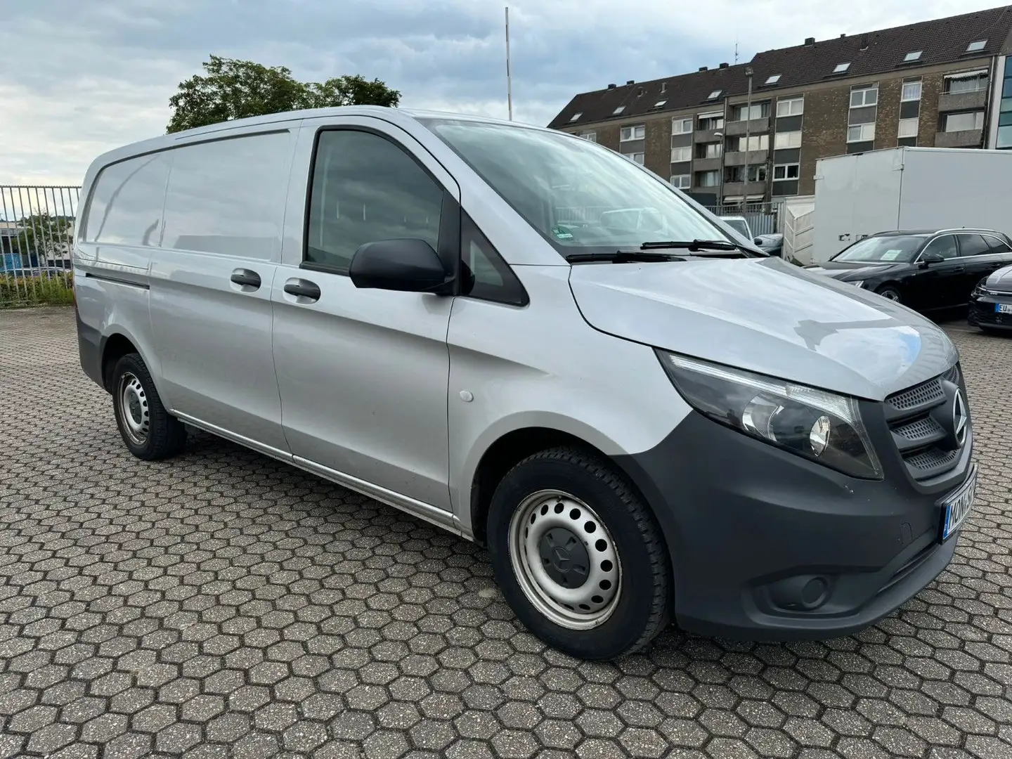 Mercedes-Benz Vito Kasten 1116 CDI*BT RWD lang Silber - 1