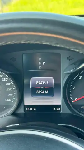 Mercedes-Benz GLC view 15