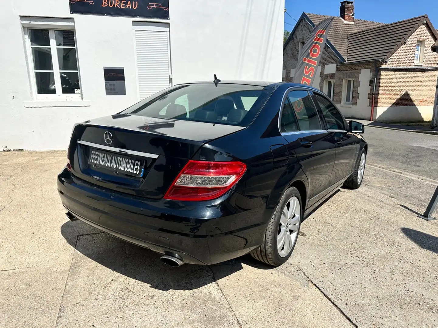 Mercedes-Benz C 350 III 350 CDI 231 BLUEEFFICIENCY AVANTGARDE 7G-TRONIC EN L\u0027ETAT Noir - 2